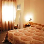 Colibri Hotel 3*